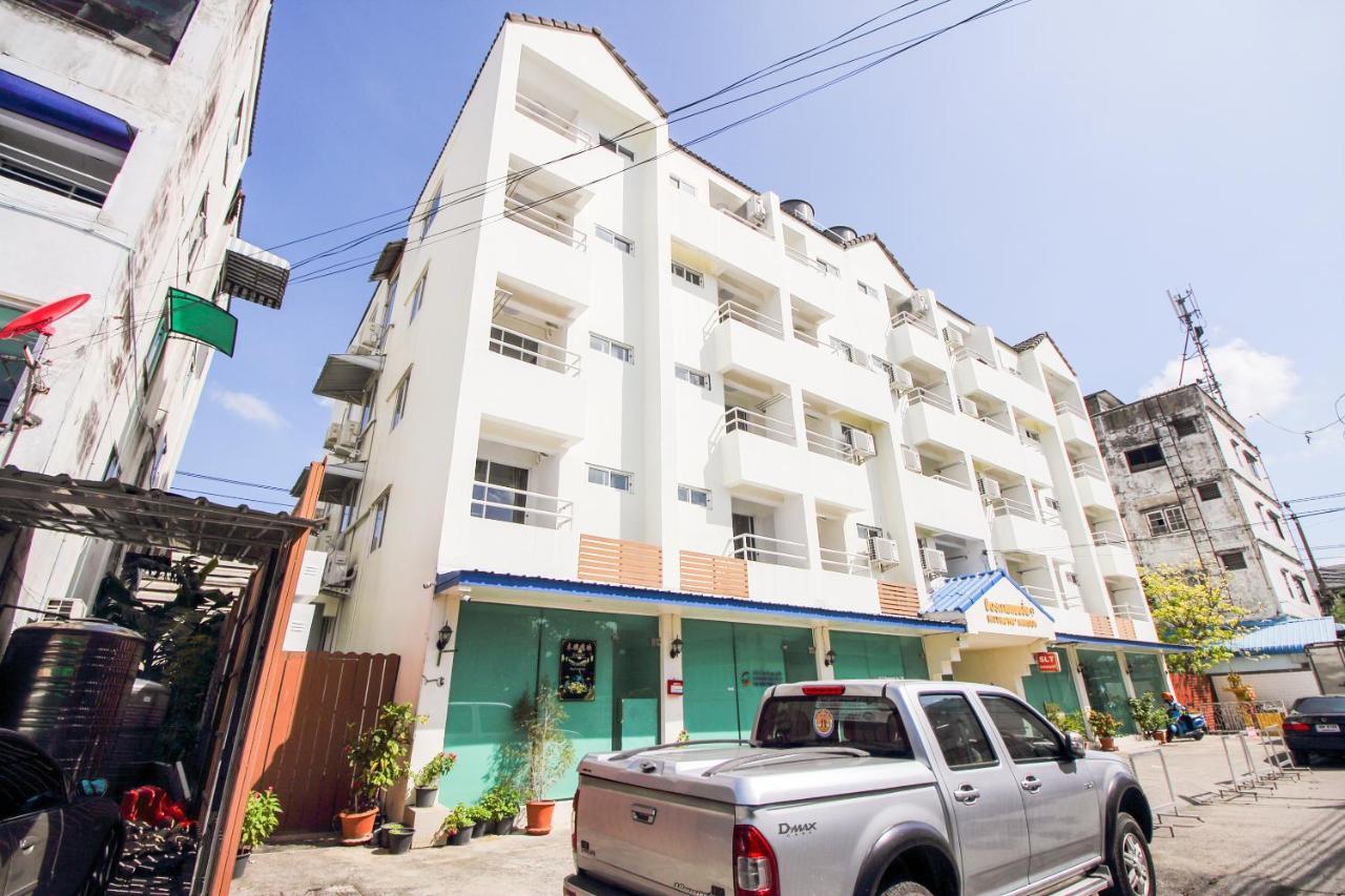 Slt Apartment Бангкок Экстерьер фото
